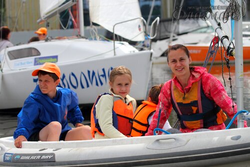 Фоторепортаж с парусной практики флотилии Флагман, прошедшей в июне 2017 года.